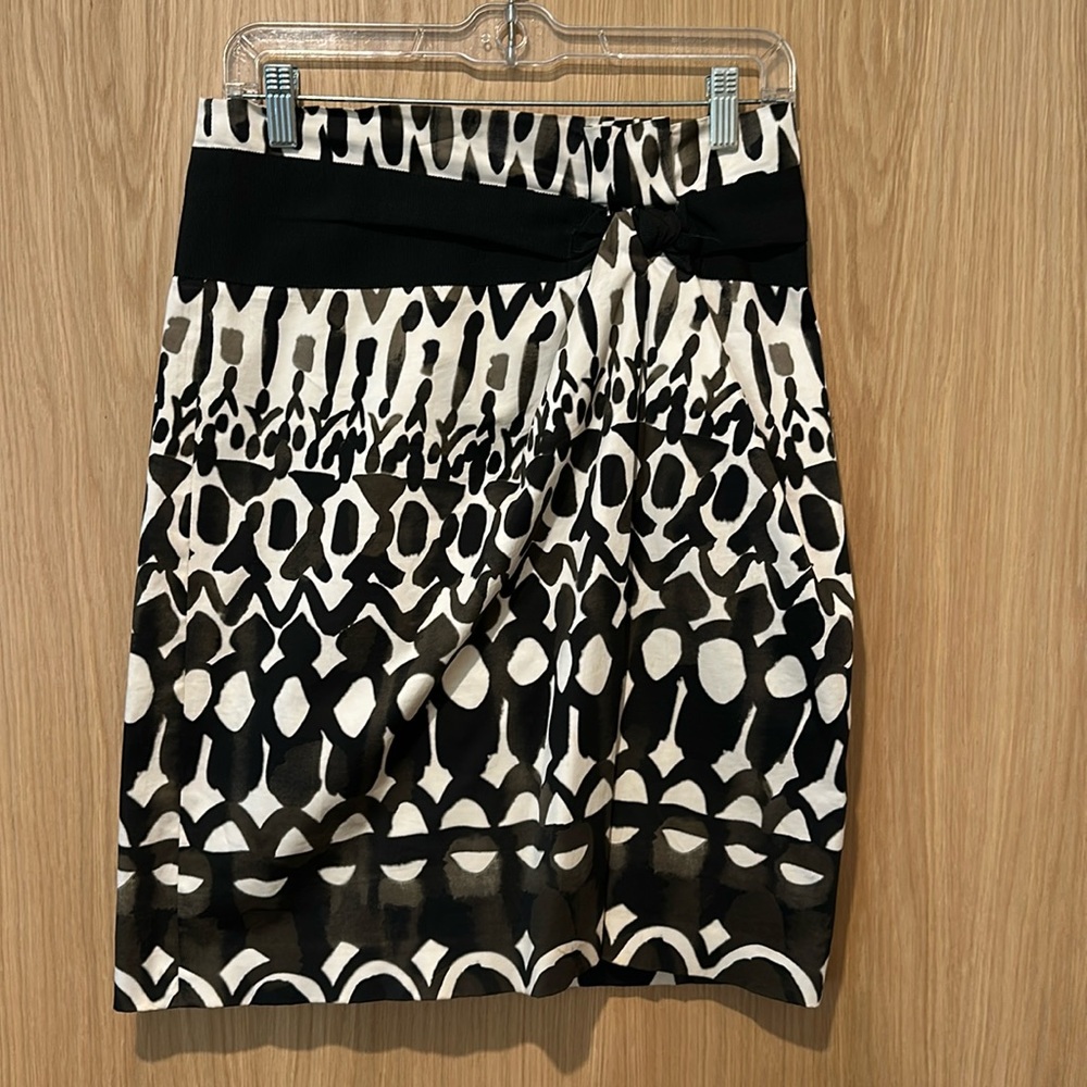 Elie Tahari Abigail Skirt sand dune size 6